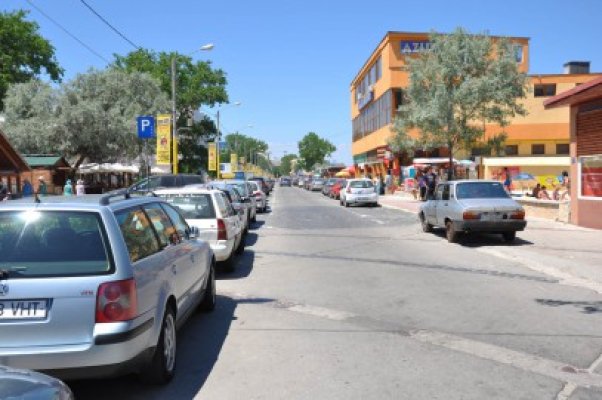 S-a răsturnat cu maşina pe DN 39